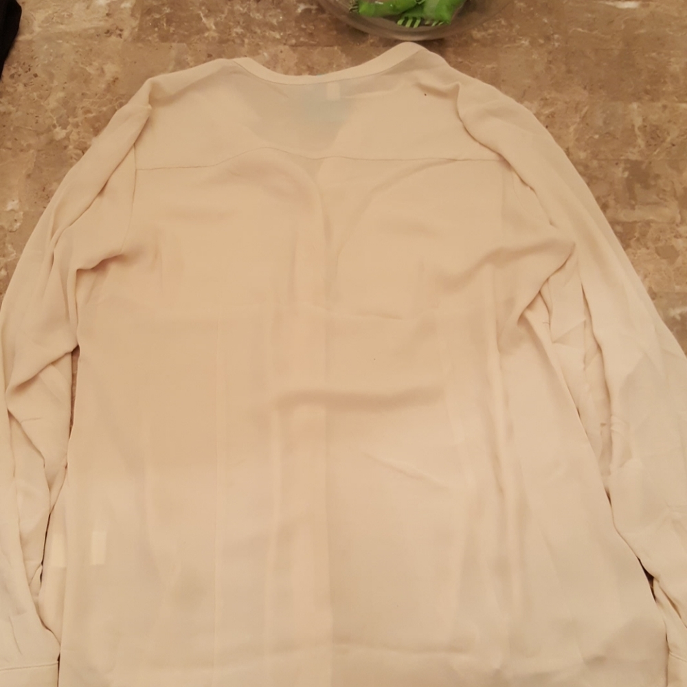 Button up blouse - Picture 3 of 3